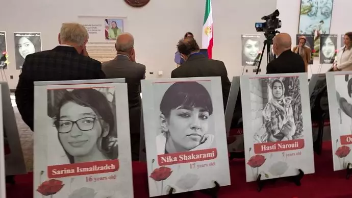 نمایشگاه عکسهای شهدای انقلاب دموکراتیک مردم ایران در سنای آمریکا - 5