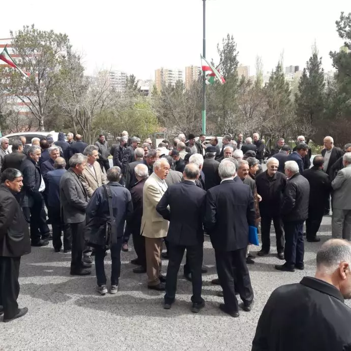 -تبریز-تجمع اعتراضی بازنشستگان مخابرات در تبریز- ۲۰ فروردین