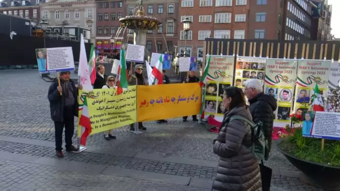 کپنهاک - آکسیون ایرانیان آزاده و هواداران مجاهدین خلق ایران در حمایت از قیام سراسری مردم ایران - 4