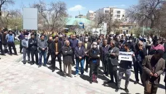 تجمع اعتراضی معلمان همدان 