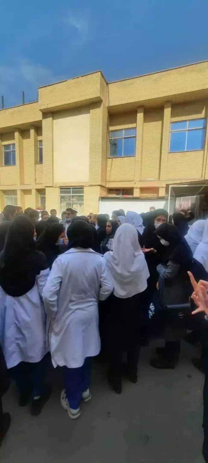 قزوین - تجمع اعتراضی پرستاران بیمارستان موسوم به رجایی در قزوین