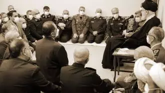 خامنه‌ای در دیدار با جمعی از سران نیروهای مسلح رژیم -۲۷فروردین