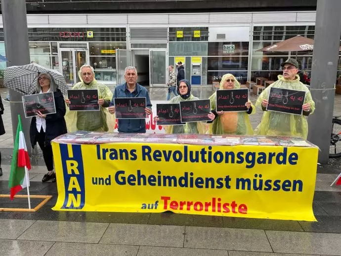 کلن آلمان- آکسیون ایرانیان آزاده و هواداران سازمان مجاهدین در همبستگی با قیام سراسری مردم ایران - 1