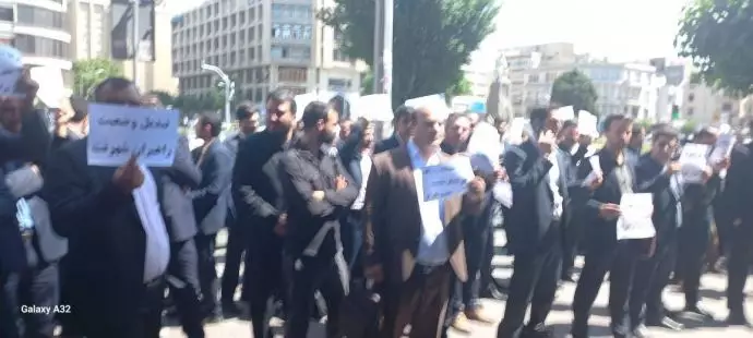 -تجمع اعتراضی راهبران بانک شهر امروز تهران میدان فردوسی - 2