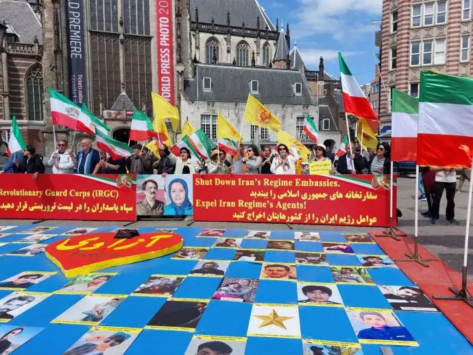 لاهه هلند - آکسیون ایرانیان آزاده و هواداران سازمان مجاهدین در اعتراض به اعدامهای جنایتکارانه ۳زندانی سیاسی در اصفهان - ۳۰اردیبهشت - 1