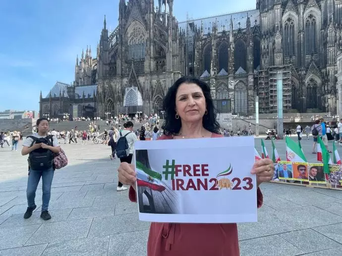 کلن آلمان - آکسیون ایرانیان آزاده در همبستگی با قیام مردم ایران و فراخوان به تظاهرات ایرانیان آزاده در پاریس در اول ژوئیه - ۲۷خرداد - 2