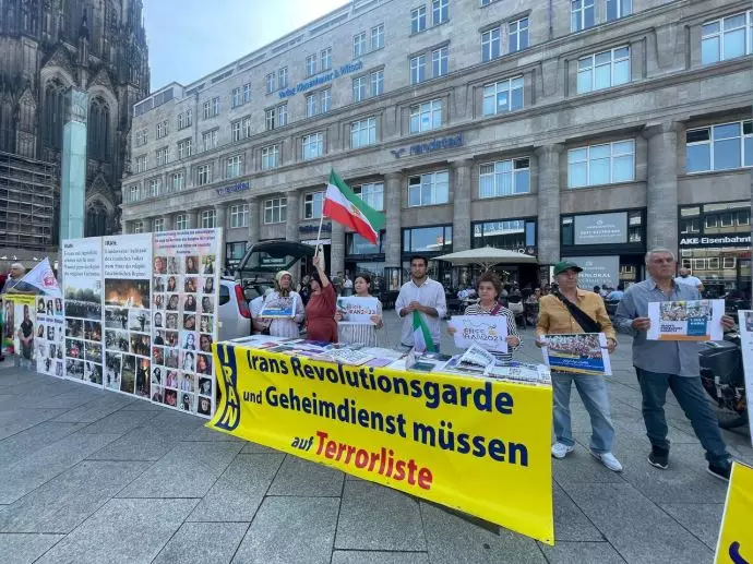 کلن آلمان - آکسیون ایرانیان آزاده در همبستگی با قیام مردم ایران و فراخوان به تظاهرات ایرانیان آزاده در پاریس در اول ژوئیه - ۲۷خرداد - 5