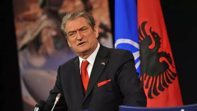 سالی بریشا رئیس‌جمهور و نخست‌وزیر قبلی آلبانی