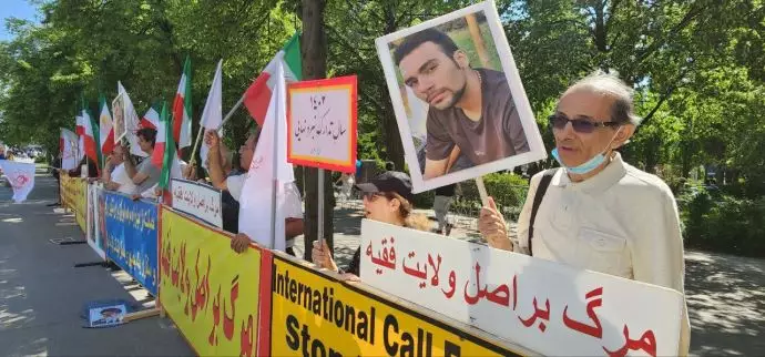 تورنتو - آکسیون ایرانیان آزاده در همبستگی با قیام سراسری مردم ایران - ۱۳خرداد - 3