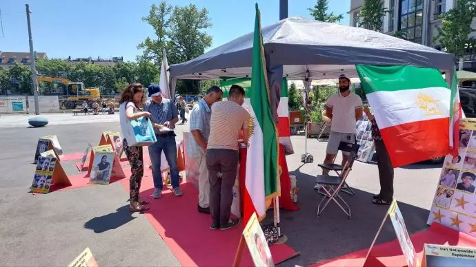 زوریخ سوئیس - آکسیون ایرانیان آزاده در همبستگی با قیام سراسری مردم ایران - ۲۴خرداد - 1