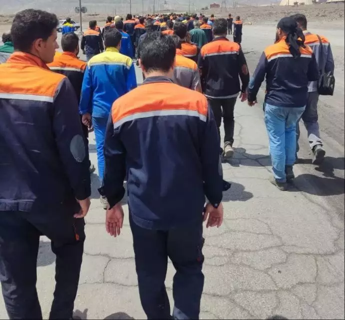 -یزد - تجمع اعتراضی کارگران معدن چادرملوی یزد - 0