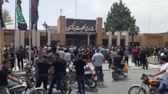 تجمع اعتراضی غارت‌شدگان در تاکستان