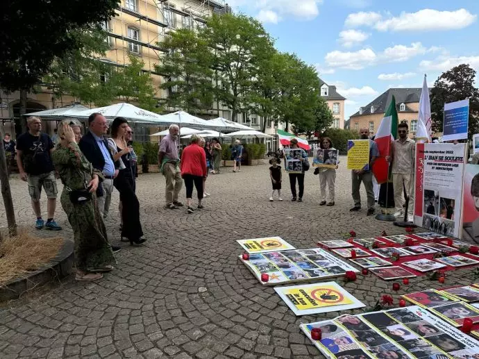 لوکزامبورگ-آکسیون هواداران مجاهدین در اعتراض به حکم جنایتکارانه اعدام زندانی سیاسی محمدجواد وفایی - 3