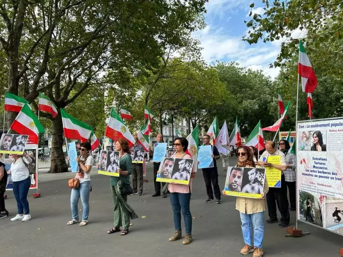 پاریس - آکسیون ایرانیان آزاده علیه صدور حکم اعدام برای زندانی سیاسی جواد وفایی - ۳۱تیرماه - 0