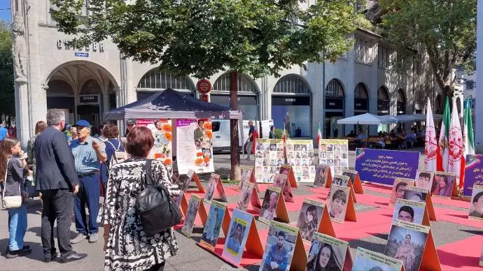 زوریخ - آکسیون ایرانیان آزاده در همبستگی با قیام سراسری مردم ایران - ۲۴مرداد