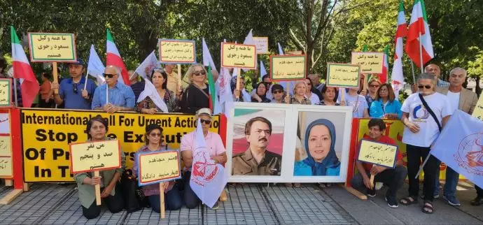 تورنتو - آکسیون ایرانیان آزاده - حمایت گسترده اشرف‌نشانها از برگزاری دادگاه بین‌المللی برای خامنه‌ای جنایتکار - ۱۴مرداد - 18