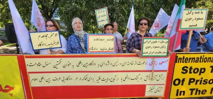 تورنتو - آکسیون ایرانیان آزاده - حمایت گسترده اشرف‌نشانها از برگزاری دادگاه بین‌المللی برای خامنه‌ای جنایتکار - ۱۴مرداد - 4