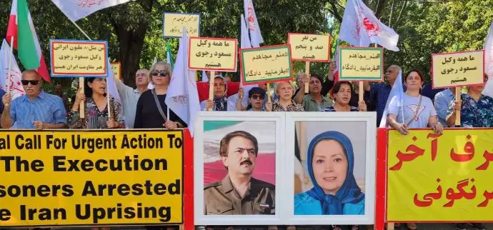 تورنتو - آکسیون ایرانیان آزاده - حمایت گسترده اشرف‌نشانها از برگزاری دادگاه بین‌المللی برای خامنه‌ای جنایتکار - ۱۴مرداد - 3