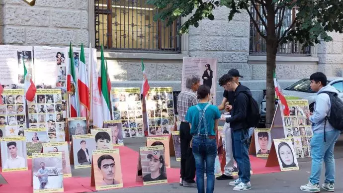 سنت گالن سوئیس - آکسیون و میز کتاب ایرانیان آزاده و هواداران مجاهدین در حمایت از قیام سراسری - ۱۶شهریور - 1