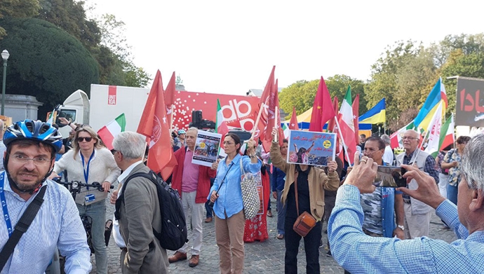 تظاهرات بزرگ ایرانیان در سالگرد قیام سراسری مردم ایران در بروکسل -۲۴شهریور ۱۴۰۲