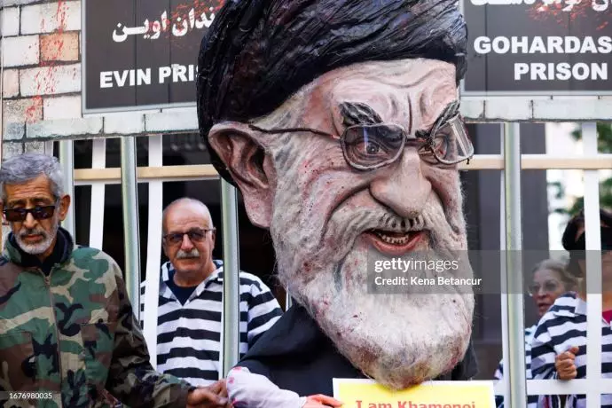-مخابره آژانس عکس گیتی ایمیج از تظاهرات هواداران مقاومت ایران در نیویورک علیه حضور رئیسی جلاد - 16