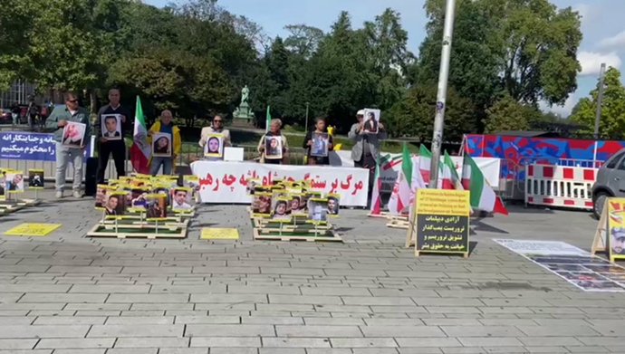 دوسلدورف - آکسیون ایرانیان آزاده در حمایت از قیام سراسری -۹شهریور ۱۴۰۲