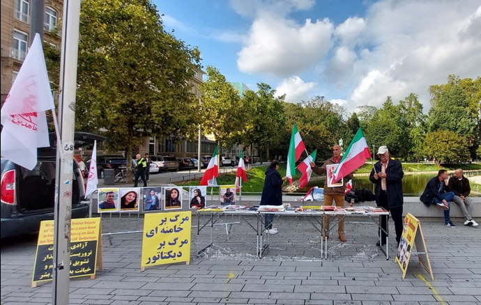 دوسلدورف - آکسیون ایرانیان آزاده در همبستگی با قیام سراسری مردم ایران
