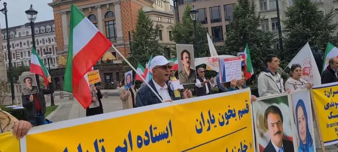 اسلو - آکسیون ایرانیان آزاده در همبستگی با قیام سراسری مردم ایران - ۱۸شهریور - 5