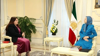 دیدار مریم خانم رجوی با سناتور پلگرینو عضو کمیسیونهای اتحادیه اروپا و حقوق‌بشر در سنای ایتالیا