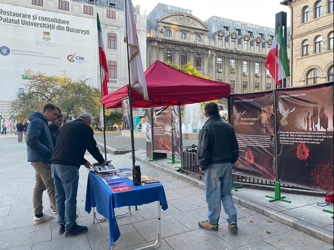 بخارست - برگزاری میز کتاب و نمایش تصاویر شهیدان در همبستگی با قیام سراسری توسط ایرانیان آزاده - ۲۸مهرماه