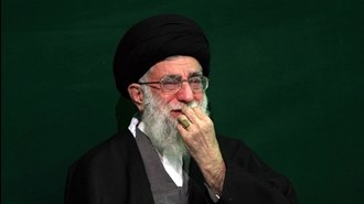 خامنه‌ای گریان