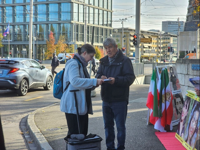 بازل سوئیس - برگزاری میز کتاب و نمایش تصاویر شهیدان در همبستگی با قیام سراسری - ۱۶آبان