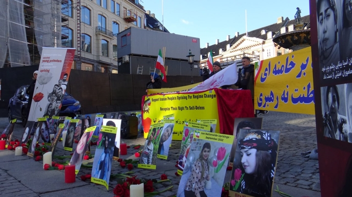 کپنهاگ - برگزاری میز کتاب و نمایش تصاویر شهیدان، در همبستگی با قیام سراسری - ۲۸بهمن