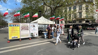 پاریس - برگزاری میز کتاب و نمایش تصاویر شهیدان - ۲۴فروردین
