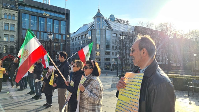 نروژ - تظاهرات ایرانیان آزاده در محکومیت اعدامها توسط خامنه‌ای جنایتکار - ۱۰اردیبهشت