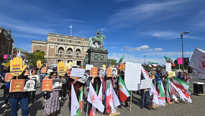  استکهلم - تظاهرات ایرانیان آزاده در برابر وزارت‌خارجه سوئد -۲۷خرداد