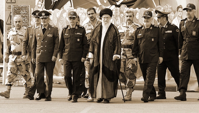 خامنه‌ای و سرکردگان سپاه پاسداران