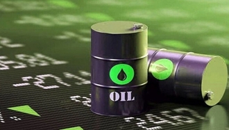 چوب حراج بر نفت ایران - عکس از آرشیو