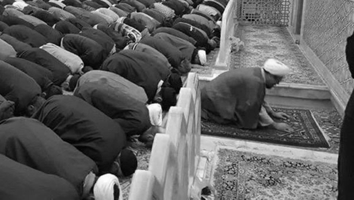 هلاکت امام جمعه رژیم در مسجدی در باغ فیض - عکس از آرشیو