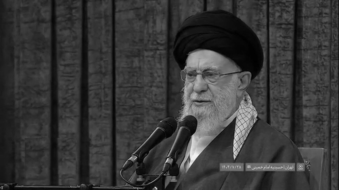 خامنه‌ای ولی‌فقیه ارتجاع