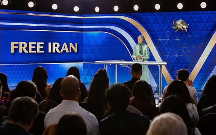 کنفرانس جوانان۱ کنفرانس جوانان۱