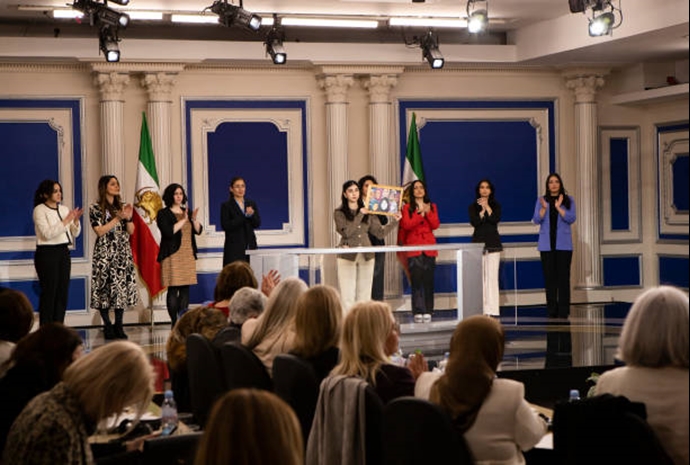 کنفرانس جوانان۱۵ کنفرانس جوانان۱۵