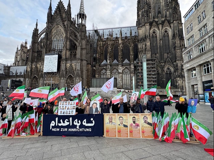 کلن- آکسیون ایرانیان آزاده علیه اعدامهای جنایتکارانه قضاییه خامنهای - ۲۶مهر ماه کلن- آکسیون ایرانیان آزاده علیه اعدامهای جنایتکارانه قضاییه خامنهای - ۲۶مهر ماه