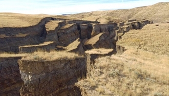 شکاف- عکس از آرشیو