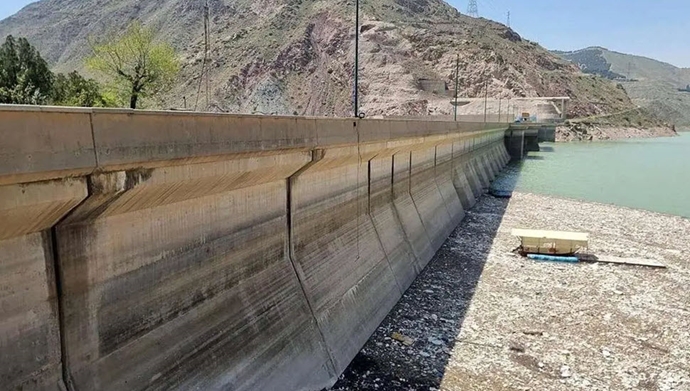 خشک شدن سدها در ایران