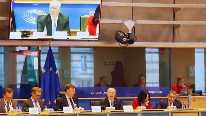 گردهمایی ۶۰ هیأت در بروکسل همزمان با دیدار نخست‌وزیر فلسطین با پارلمان اروپا