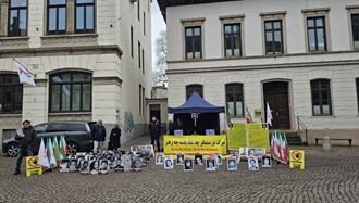 برمن - برگزاری میز کتاب توسط ایرانیان آزاده علیه موج اعدامها 