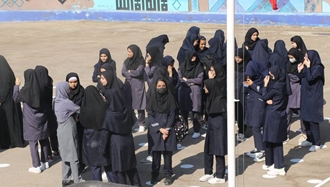 مدرسه دخترانه - عکس از آرشیو