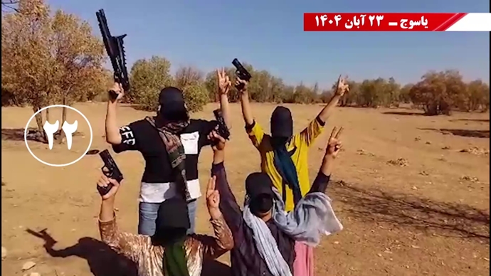 سری سوم کـارزار قیـام آبـان با درود به شهیـدان سری سوم کـارزار قیـام آبـان با درود به شهیـدان