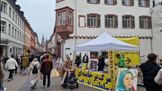 هایدلبرگ - برگزاری میز کتاب ایرانیان آزاده و نمایشگاه عکس شهیدان قیام - ۱۷آبان ۱۴۰۴